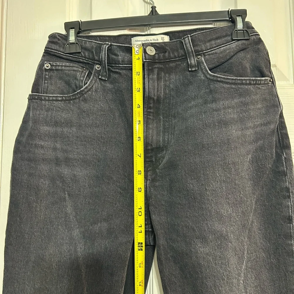 Abercrombie & Fitch Dark Kick Flare Jeans Size 27 - Picture 4 of 6